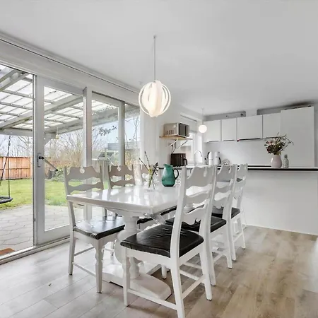 Holiday home 8854-glesborg-laerkevej-9 *