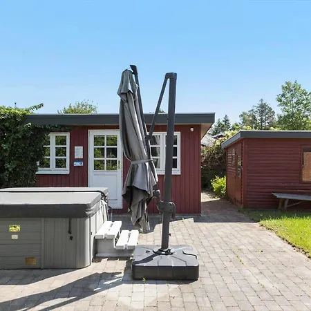 8854-glesborg-laerkevej-9 *